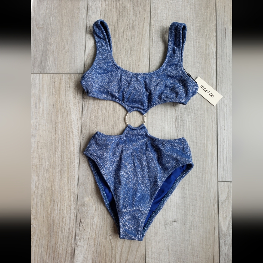 Montce One Piece